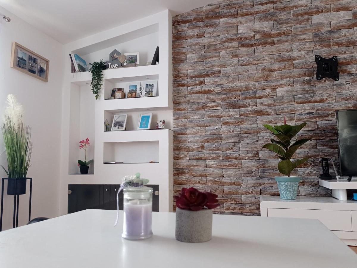 Apartment Matej Stobreč المظهر الخارجي الصورة